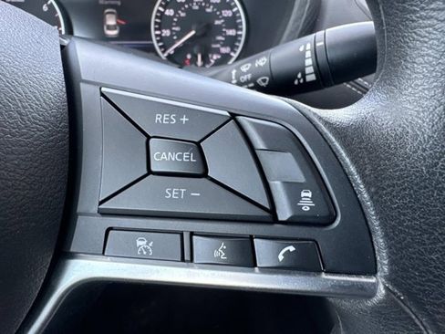 Used 2024 Nissan Sentra SV image 24