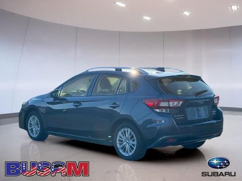 Used 2017 Subaru Impreza 2.0i Premium image 6