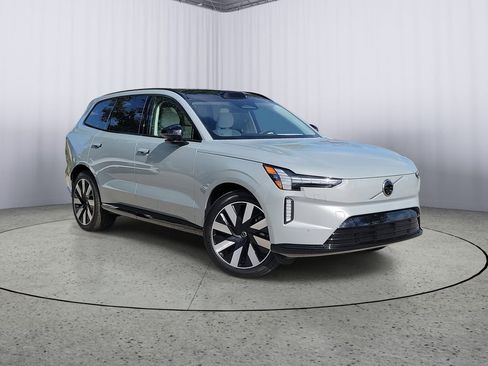 New 2025 Volvo EX90 Ultra image 1