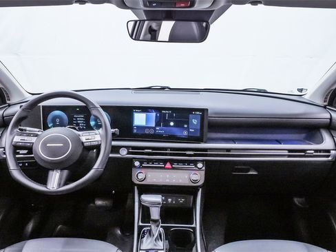 Used 2025 Hyundai Tucson SEL image 16