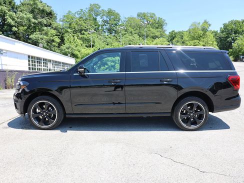 Certified 2023 Ford Expedition Max Limited AWD/4WD image 4