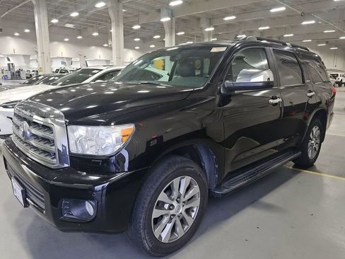 Used 2016 Toyota Sequoia Limited w/ Safety & Convenience Package AWD/4WD image 1