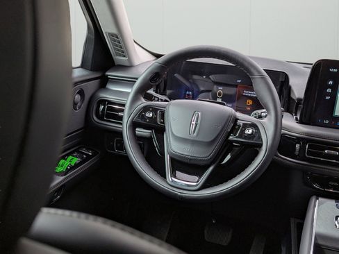 New 2025 Lincoln Aviator 2WD w/ Jet Appearance Package image 16