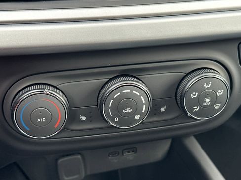 New 2026 Chevrolet Trax LS w/ LS Convenience Package image 19