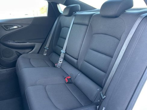 Used 2023 Chevrolet Malibu LT image 27