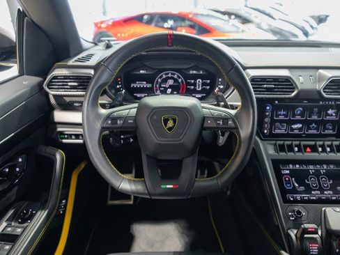 Used 2023 Lamborghini Urus Performante image 55