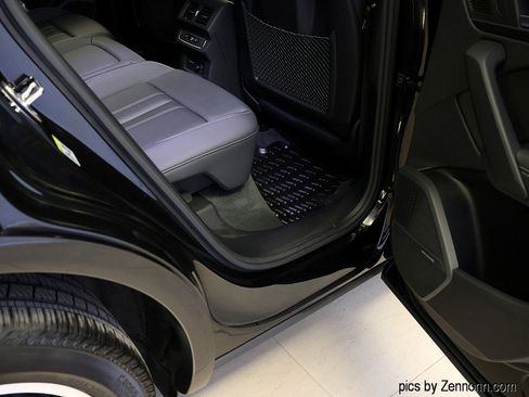 Used 2023 Audi Q5 2.0T Premium Plus w/ Premium Plus Package AWD/4WD image 33