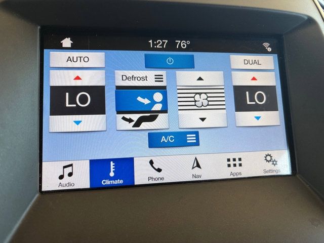 Used 2018 Ford Edge Titanium w/ Equipment Group 301A AWD/4WD image 17