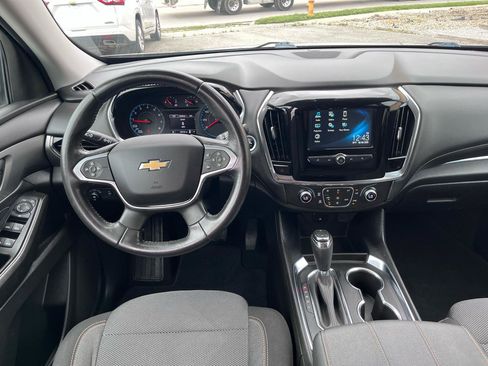 Used 2018 Chevrolet Traverse LT FWD image 26