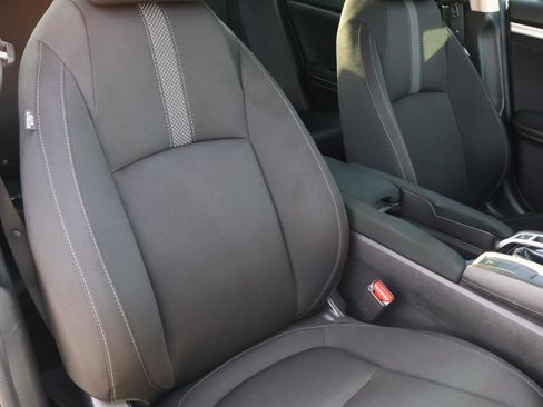 Used 2019 Honda Civic EX image 15