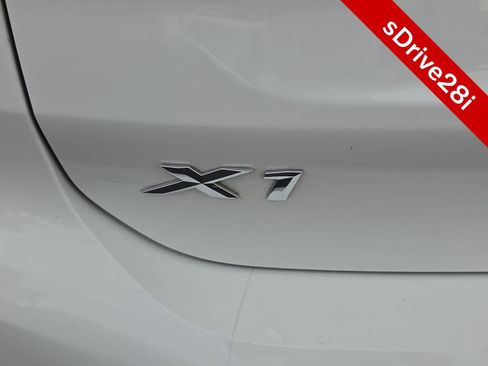 Used 2019 BMW X1 sDrive28i w/ Convenience Package FWD image 11