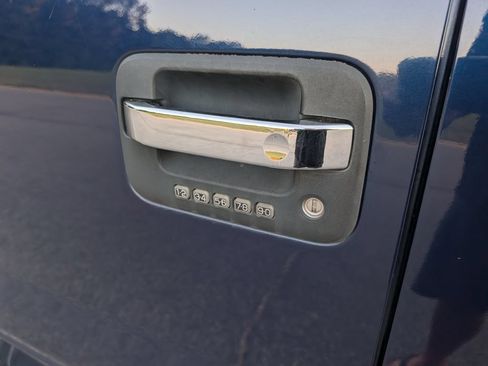 Used 2012 Ford F150 XLT w/ XLT Chrome Pkg AWD/4WD image 13