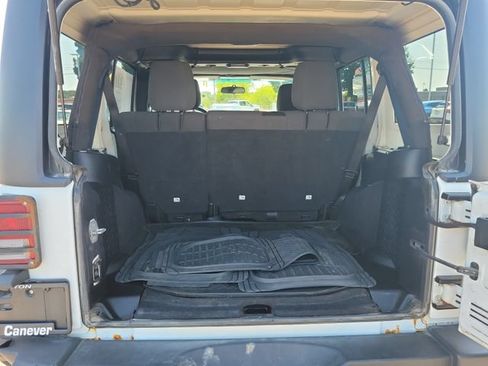 Used 2012 Jeep Wrangler Unlimited Sport AWD/4WD image 27