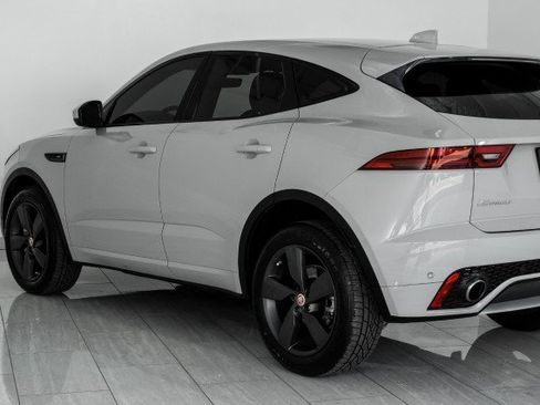 Used 2019 Jaguar E-PACE R-Dynamic SE image 61