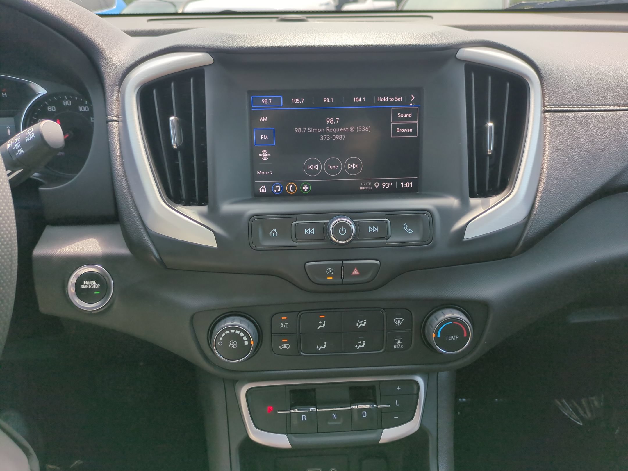 Used 2024 GMC Terrain SLE AWD/4WD image 23