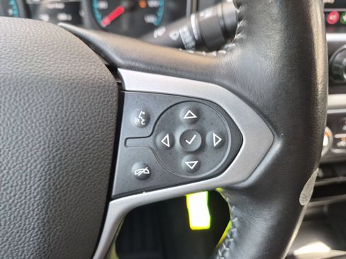 Used 2021 Chevrolet Colorado LT RWD image 23