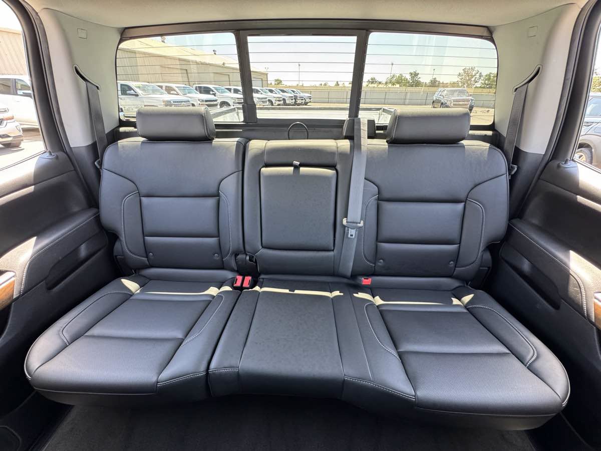 Used 2015 Chevrolet Silverado 1500 LTZ RWD image 36