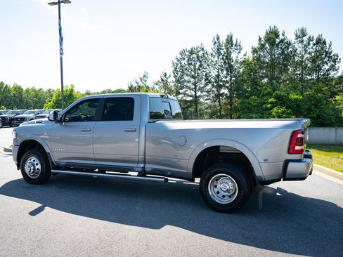 Used 2022 RAM 3500 Laramie AWD/4WD image 7