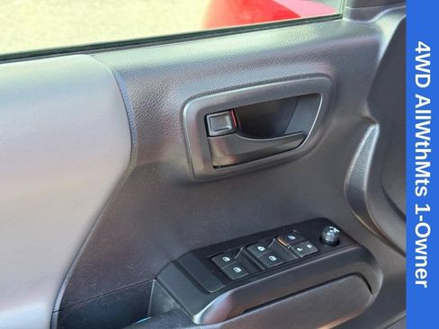Used 2023 Toyota Tacoma SR AWD/4WD image 18