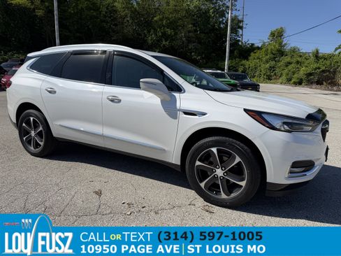 Used 2021 Buick Enclave Essence w/ Sport Touring Edition FWD image 1
