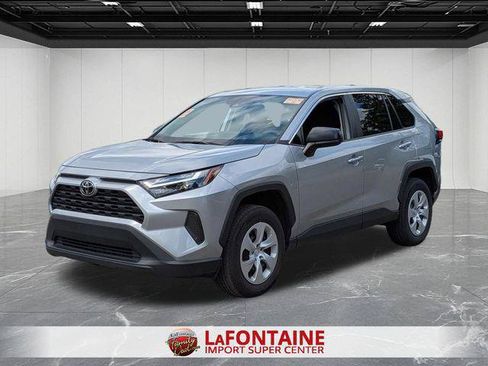 Certified 2025 Toyota RAV4 LE AWD/4WD image 1