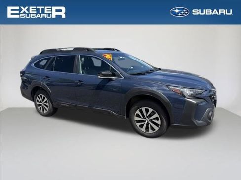 Used 2024 Subaru Outback Premium AWD/4WD image 3