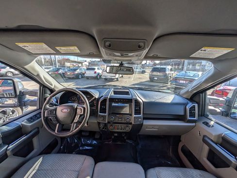 Used 2016 Ford F150 XLT w/ Equipment Group 302A Luxury AWD/4WD image 14