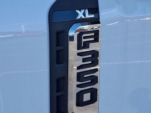 Used 2024 Ford F350 XL w/ FX4 Off-Road Package image 30