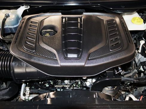 Used 2024 Jeep Wagoneer L Series II w/ Flexible Seating Group image 78