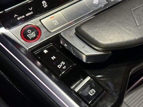 Certified 2023 Audi e-tron S Premium Plus AWD/4WD image 22