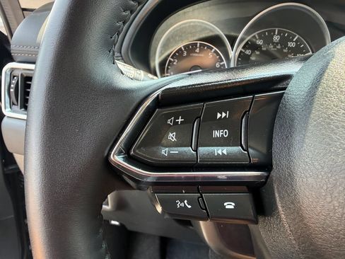 Used 2025 MAZDA CX-5 AWD 2.5 S w/ Select Package image 17
