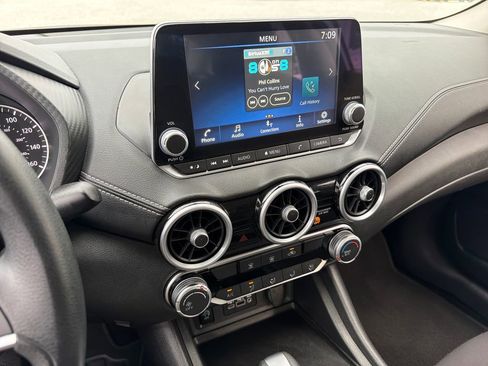 Used 2025 Nissan Sentra SV image 23