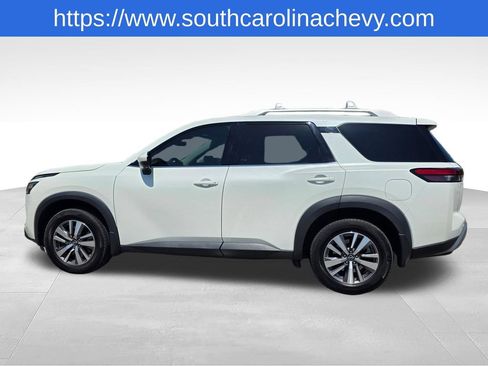 Used 2023 Nissan Pathfinder SL AWD/4WD image 38