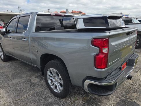 Used 2023 Chevrolet Silverado 1500 LTZ w/ LTZ Convenience Package II AWD/4WD image 3
