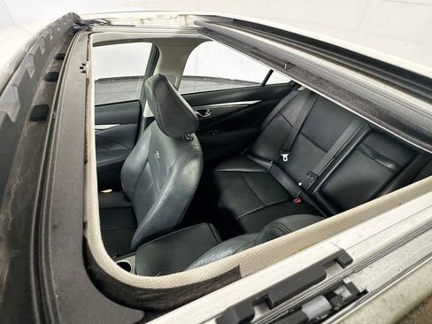 Used 2014 INFINITI Q50 Sport w/ Moonroof Package image 26