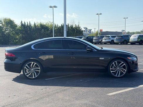 Used 2024 Jaguar XF R-Dynamic SE image 4