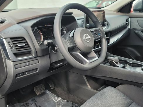 Certified 2023 Nissan Rogue SV image 12