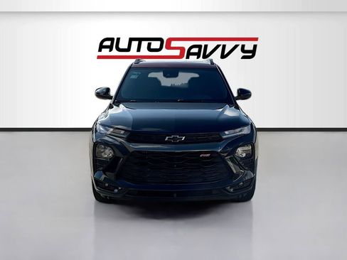 Used 2023 Chevrolet TrailBlazer RS FWD image 2