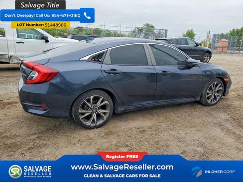 Used 2019 Honda Civic Touring image 4
