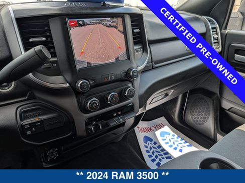 Used 2024 RAM 3500 Big Horn AWD/4WD image 32