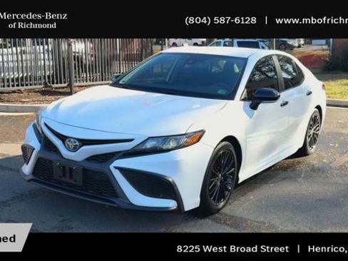 Used 2022 Toyota Camry SE w/ Convenience Package image 6