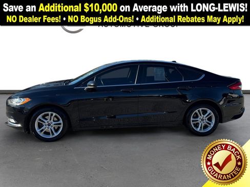 Used 2018 Ford Fusion SE image 2