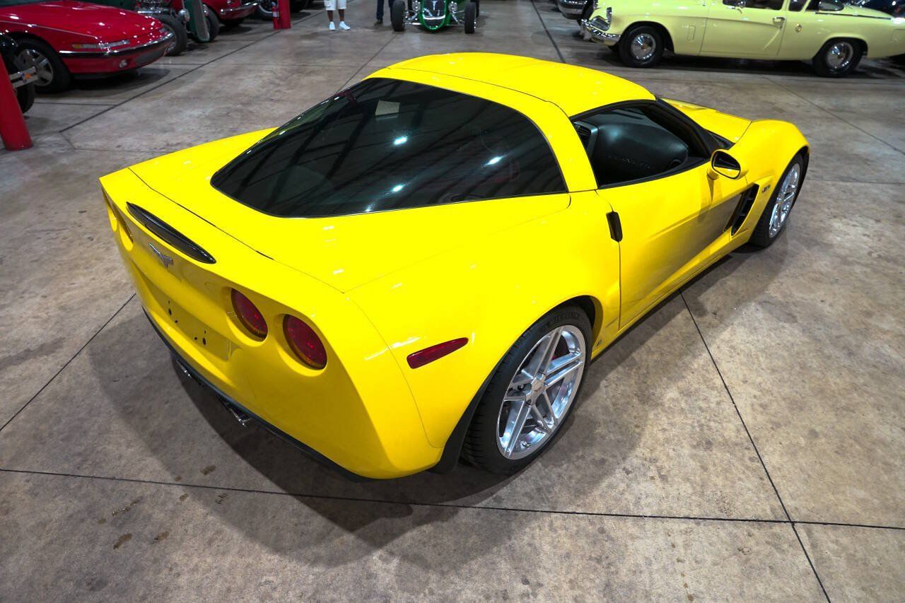 Used 2007 Chevrolet Corvette Z06 w/ Preferred Equipment Group RWD image 17