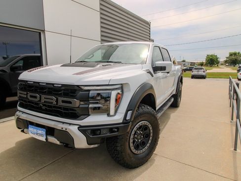 New 2025 Ford F150 Raptor image 1