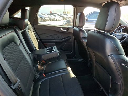 Used 2025 Ford Escape ST-Line image 15