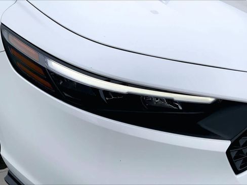 Used 2025 Honda Accord Sport image 27