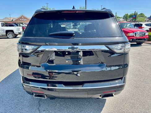 Used 2020 Chevrolet Traverse Premier w/ Redline Edition FWD image 6