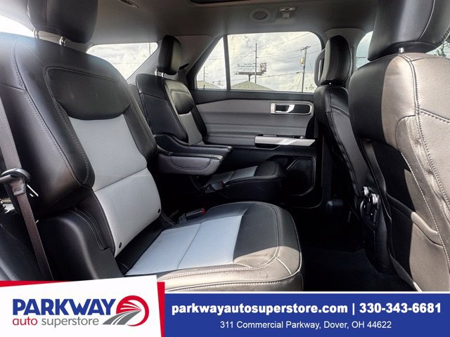 Certified 2024 Ford Explorer XLT w/ Equipment Group 202A AWD/4WD image 17