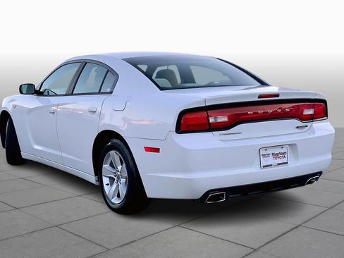 Used 2011 Dodge Charger SE image 11