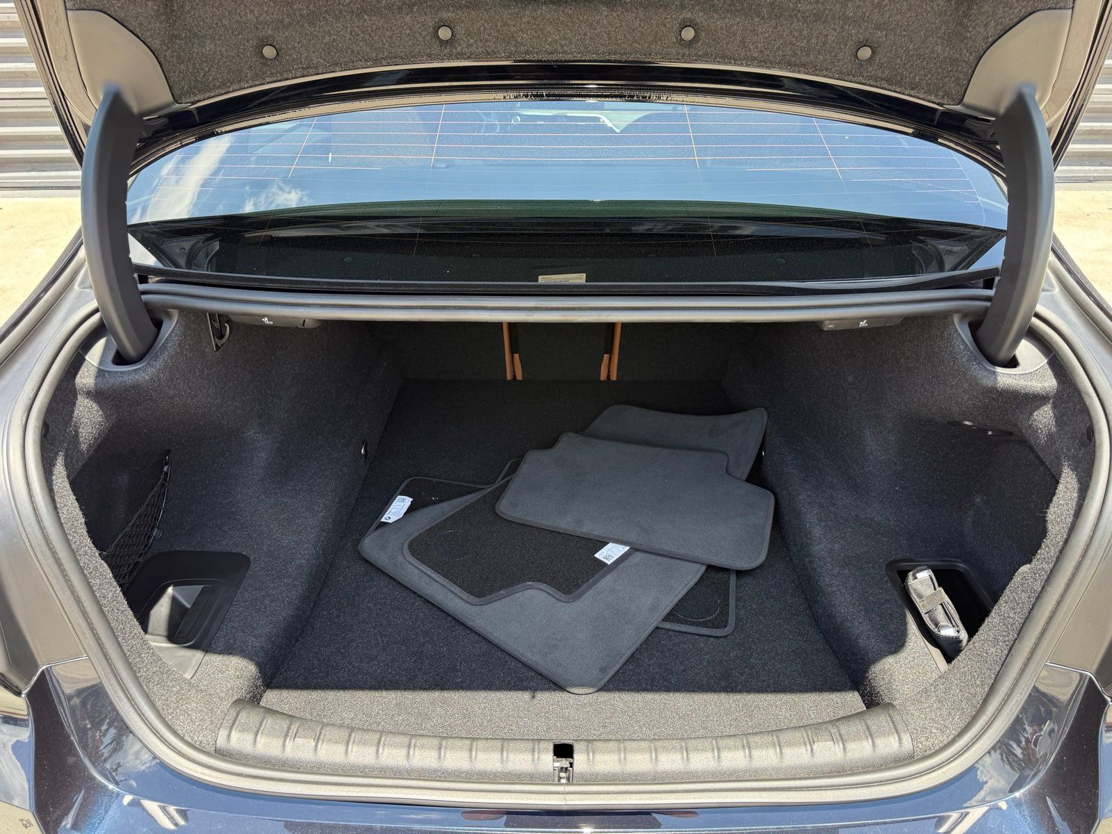 Used 2023 BMW 540i w/ M Sport Package RWD image 36